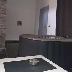 Bungalow Thaï vip jacuzzi interne