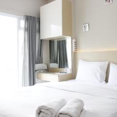 Homey Studio Gateway Pasteur Apartment near Exit Toll By Travelio