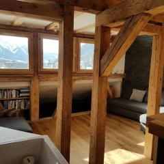 Beautiful apartment in Chamonix centre with superb mountain views