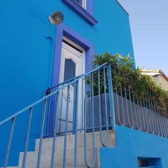 La Maison Bleue