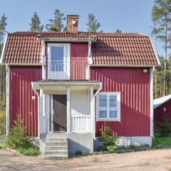 Nice Home In Bruzaholm With Kitchen