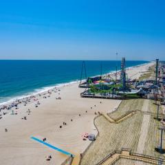 Boardwalk Hotel Charlee & Apartments Beach Hotel Oceanfront