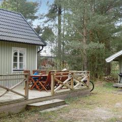 Stunning Home In Lttorp With 3 Bedrooms And Wifi