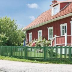 Lovely Home In Eskilstuna With House Sea View