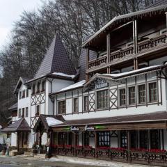科纳克巴伐利亚酒店