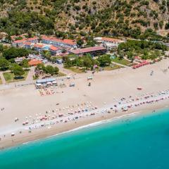 Belcekum Beach Hotel