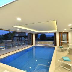 Villa Muskatel -with heated pool