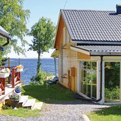 Gorgeous Apartment In Holmsund With Sauna