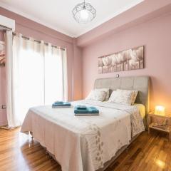 Stylish Luxury Apartment near Acropolis at Neos Kosmos metro station