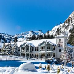 Ski-In Ski-Out Squaw Valley Lodge Slopeside Townhome