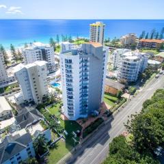 Rainbow Commodore Coolangatta