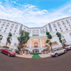 Duc Huy Grand Hotel