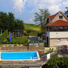 Elizabeta Holiday Home