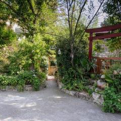 Jardin et bambous, studio cosy, classé 2 étoiles