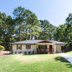 Lavish Living - 8 mins from Braves Stadium w/King