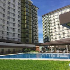 Bamboo Bay Condominium near UC Med & Chong Hua Hospital, CDU School, SM Mall, Ayala Mall and IT Park - studio condo unit
