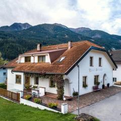 Haus Arnold - Privatzimmer und Ferienwohnungen