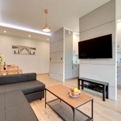 Central Apartment - free private parking