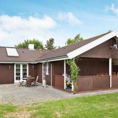 6 person holiday home in Slagelse-By Traum