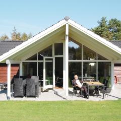 Gorgeous Home In Rdby With Kitchen