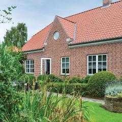 Stunning Home In Egå With Kitchen