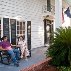 The Spivey House B&B on Kingston Lake