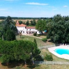 CHATEAU LA LOGE