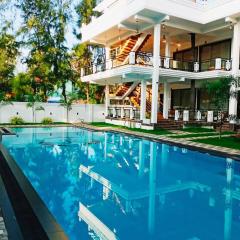 J7 Villaj Resort