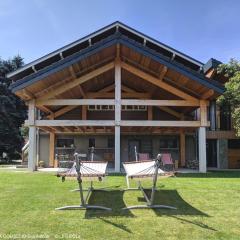 Chalet Les Cols - Chambres avec terrasse & jardin - proche de la nouvelle gare