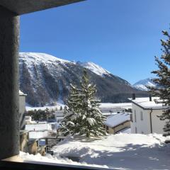 Relaxing confortable studio, heated garage, skiroom