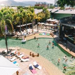 Gilligan's Hotel & Resort Cairns