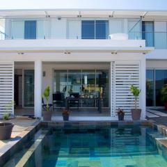 Maison TONGA piscine - jacuzzi confort