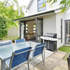 Hagley Apartment - Christchurch Holiday Homes