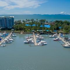 Puerto Azul Hotel & Marina