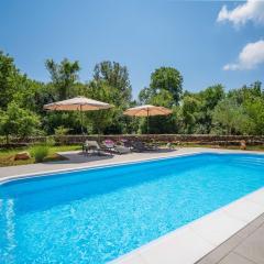 Holiday Home Mila by Interhome