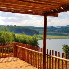 Stanford Lake lodge