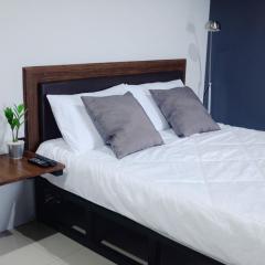 The room Apartment