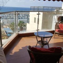 Pearl by the Sea, Living room and one bedroom