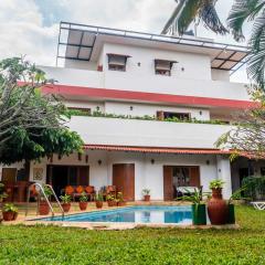 StayVista at Firefly Homestay with Pvt Pool & Terrace Access