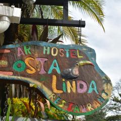 Costa Linda Art Hostel