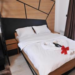 Milmari boutique S3 lux