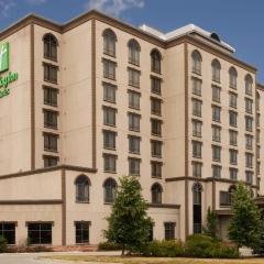 Holiday Inn & Suites Mississauga West - Meadowvale, an IHG Hotel