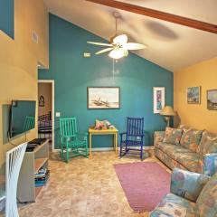 Santa Rosa Beach Bungalow 5 Mi to the Gulf Shore!