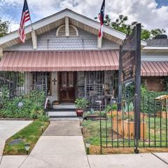 Romantic Villa with Courtyard, 2 Blocks to Riverwalk