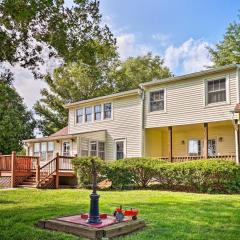 Remodeled Historic Farmhouse about 20 Mi to KC!