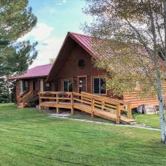 Rustic Cabin 20 Mins to Capitol Reef Natl Park!