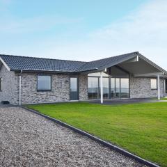 Nice Home In Faaborg With Kitchen