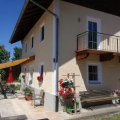 Haus Ella - Ferienhaus auf dem Land vor den Toren Salzburgs