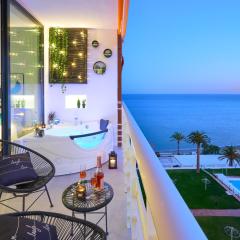 SUITE DEL MAR Luxury apartment with jacuzzi