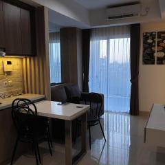 Apartemen Grand sungkono Lagoon Venetian.